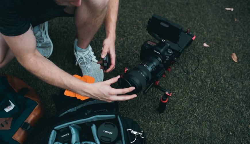 色彩心理学×动态美学，市中区产品视频拍摄公司唤醒感官冲击力